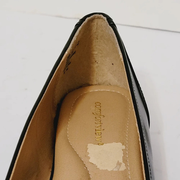 9M Comfortview Leatherlike Crossover Peeptoe 1" Heel Flats - Picture 5 of 9